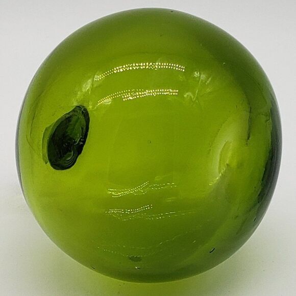 Vintage Viking Glass Solid Green Apple and Stem Blown Art Glass Paperweight - Picture 14 of 14